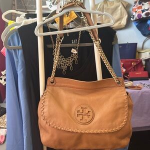 Tory Burch - Callouts- see handles - inside good to very good. Non smokers clean